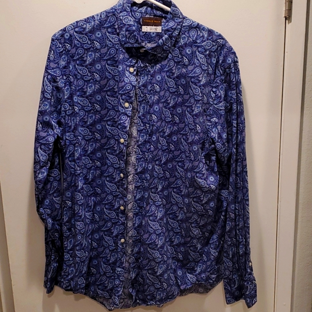Mens shirt, paisley design